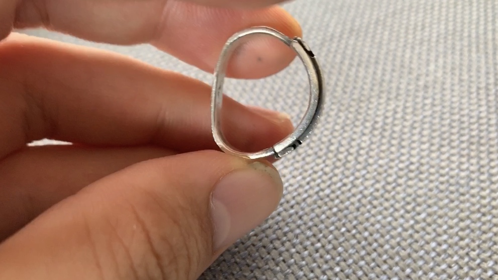 【指輪の変形直し】クランチループリングの修理 | クロスロードダイヤモンド