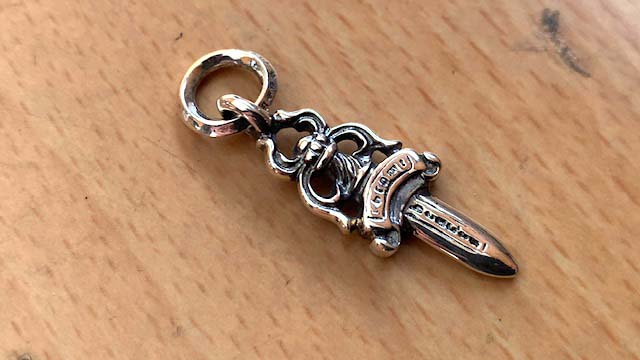 クロムハーツの傷修理