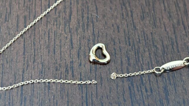 ティファニーのK18チェーン修理