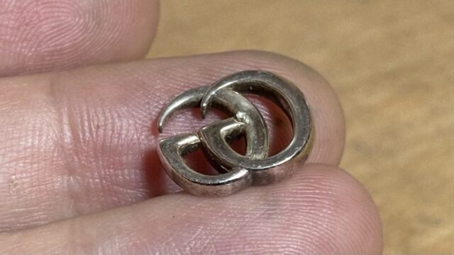 グッチのピアス修理