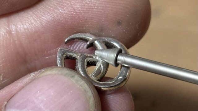 グッチのピアス修理