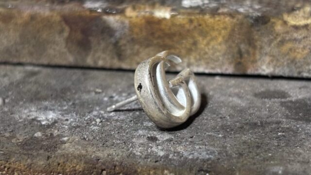 グッチのピアス修理