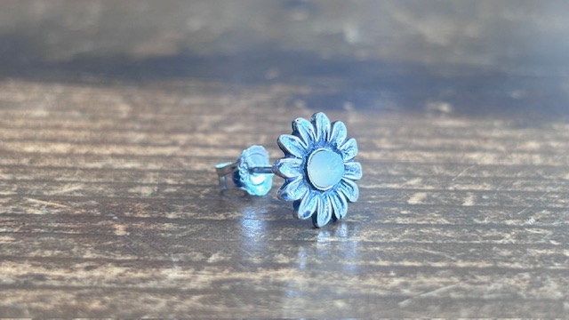 グッチのピアス修理